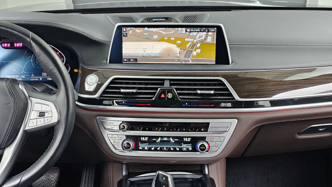 BMW 7er — miniaturë 14