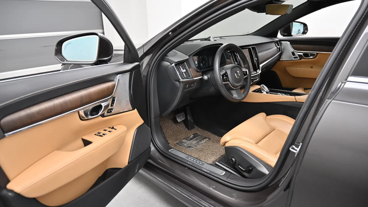 Volvo S90 — miniaturë 11