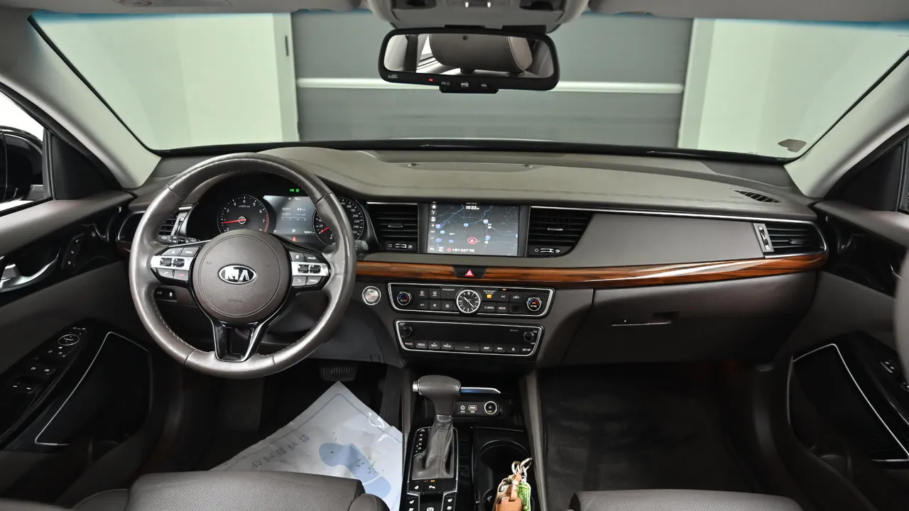 Kia K7 — miniaturë 7