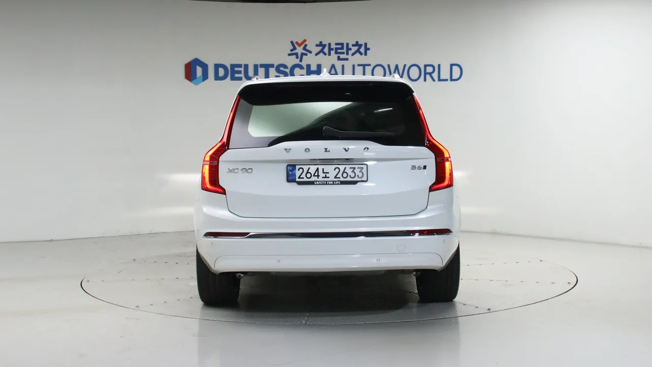Volvo XC90 — miniaturë 4