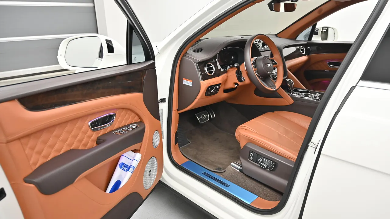 Bentley Bentayga — miniaturë 11
