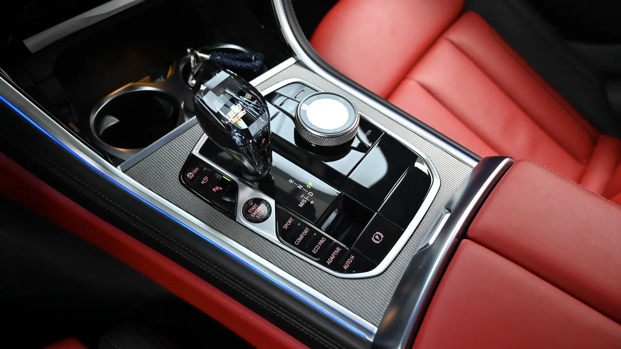 BMW 8er — miniaturë 9