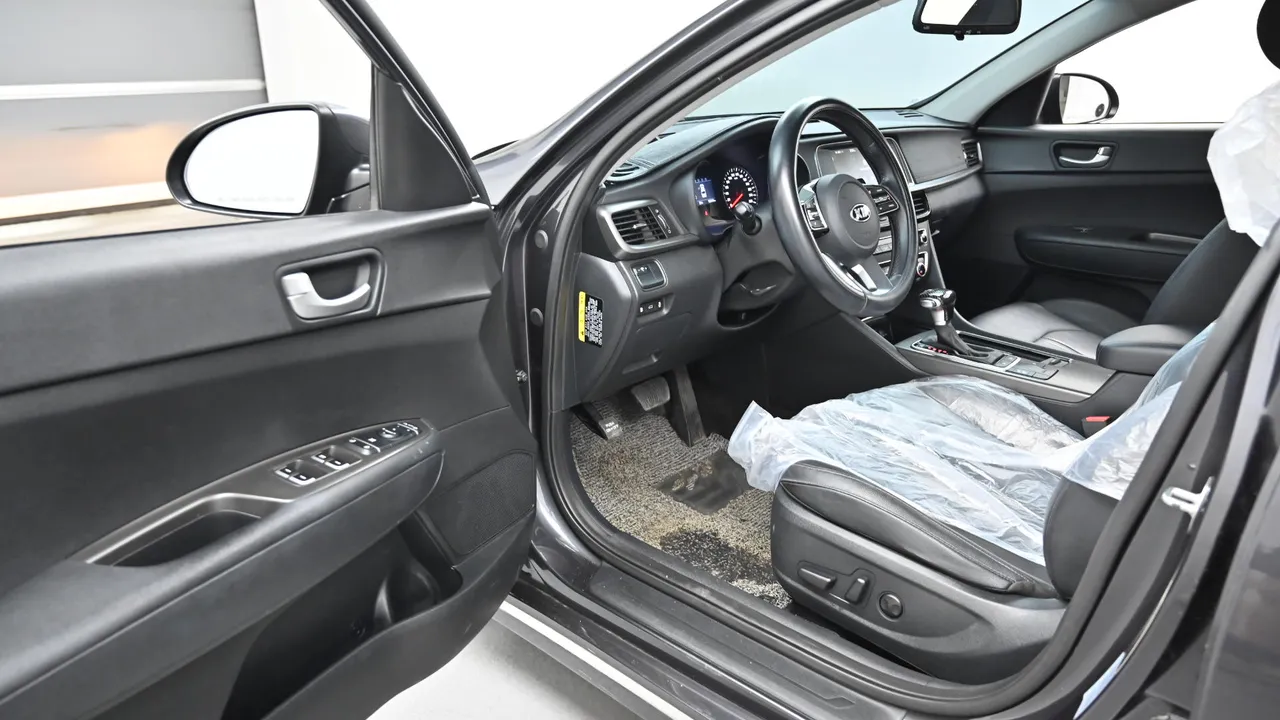 Kia K5 — miniaturë 11