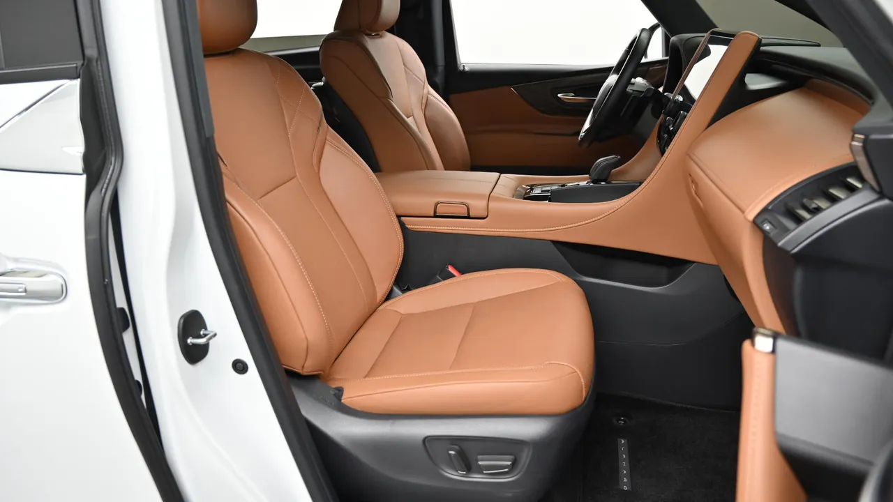 Toyota Alphard — miniaturë 10