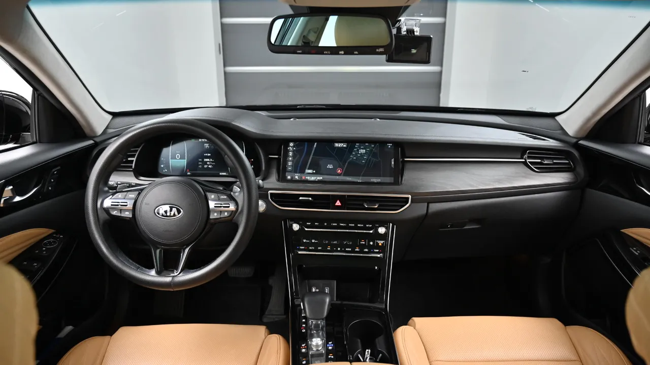 Kia K7 — miniaturë 7