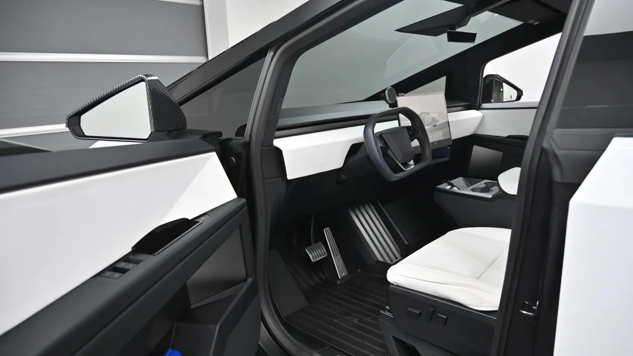 Tesla Cybertruck — miniaturë 11