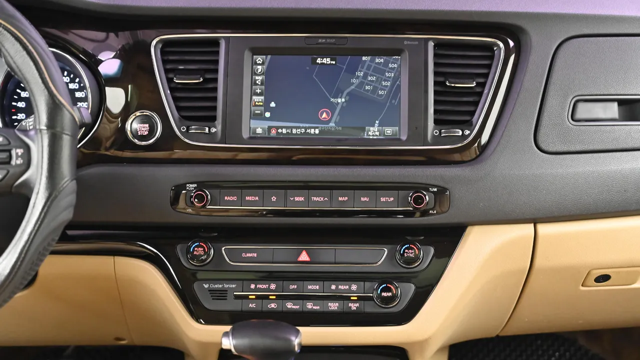 Kia Carnival — miniaturë 14