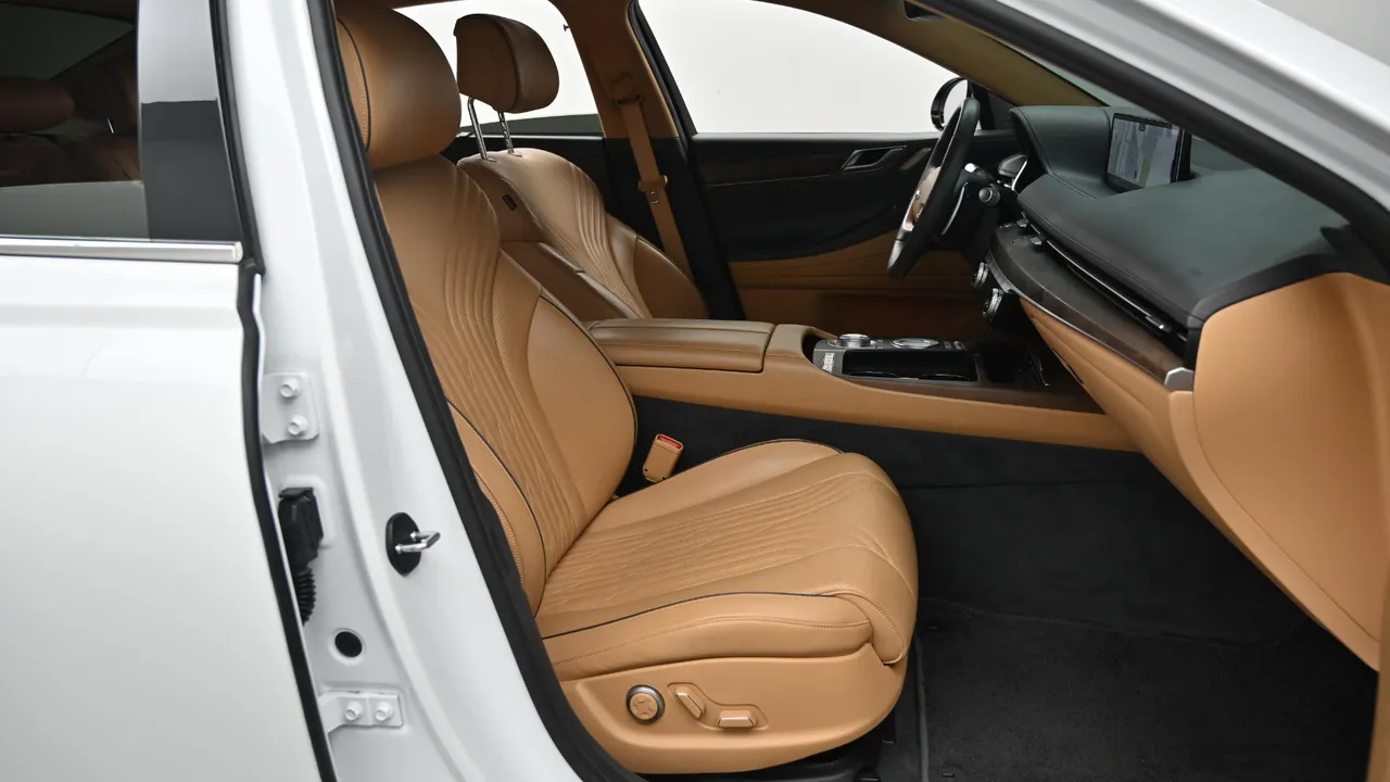 Genesis G80 — miniaturë 10