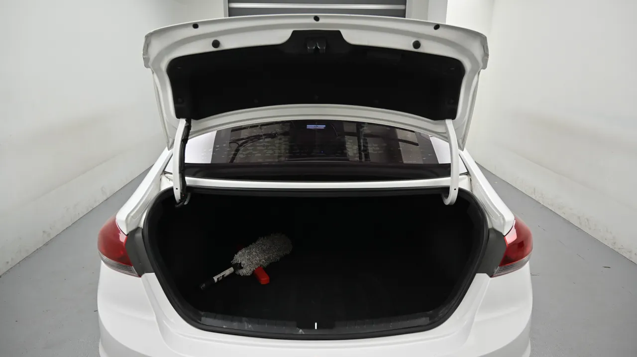 Hyundai Avante — miniaturë 19
