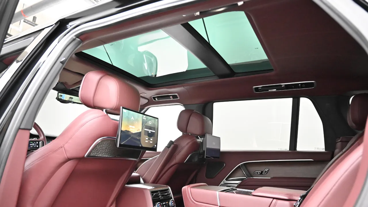 Land Rover Range Rover — miniaturë 18