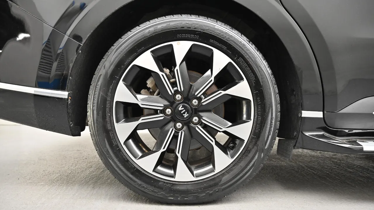 Kia Carnival — miniaturë 5