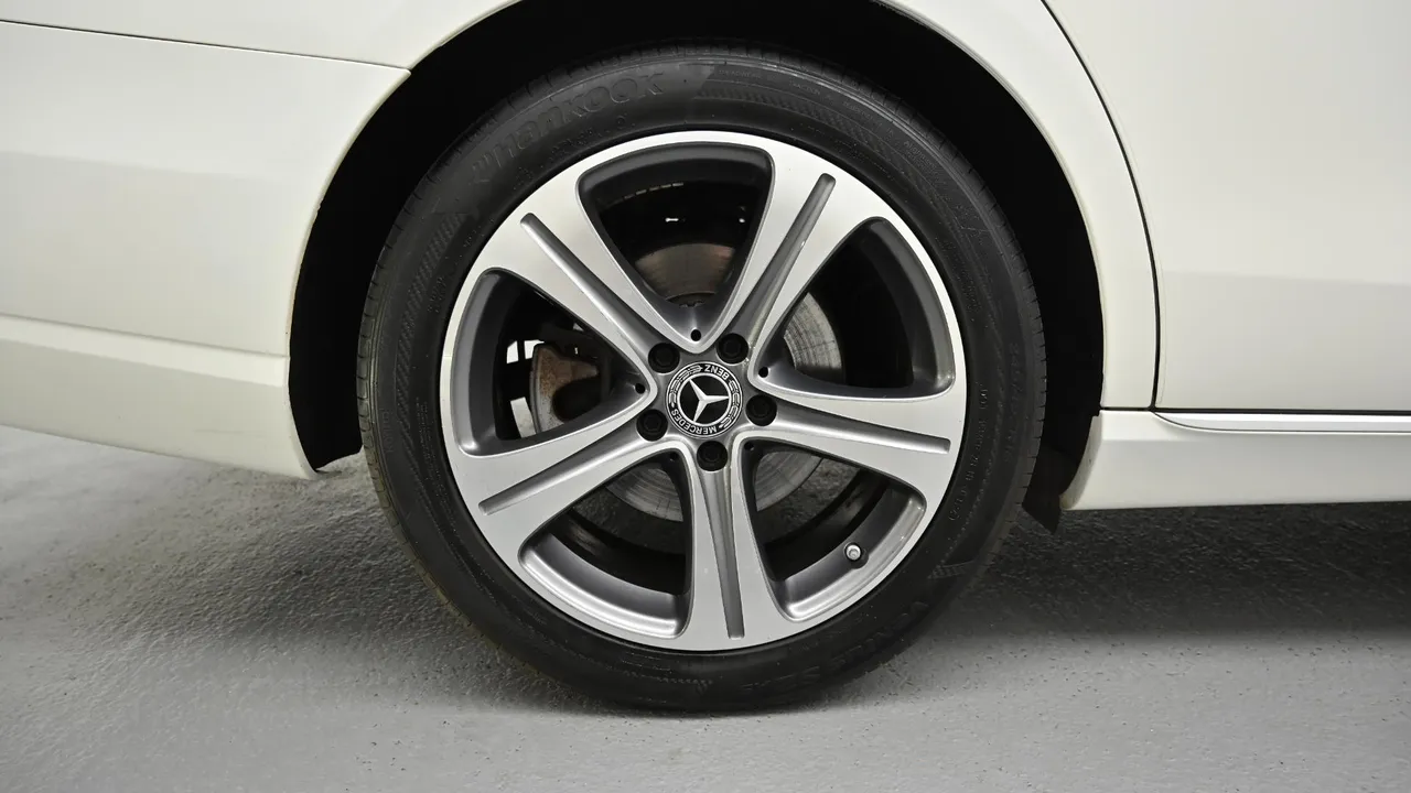 Mercedes-Benz E-klasse — miniaturë 5