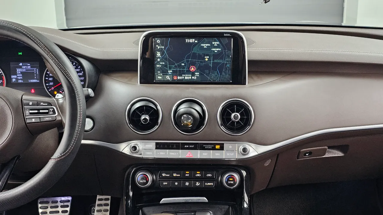 Kia Stinger — miniaturë 14