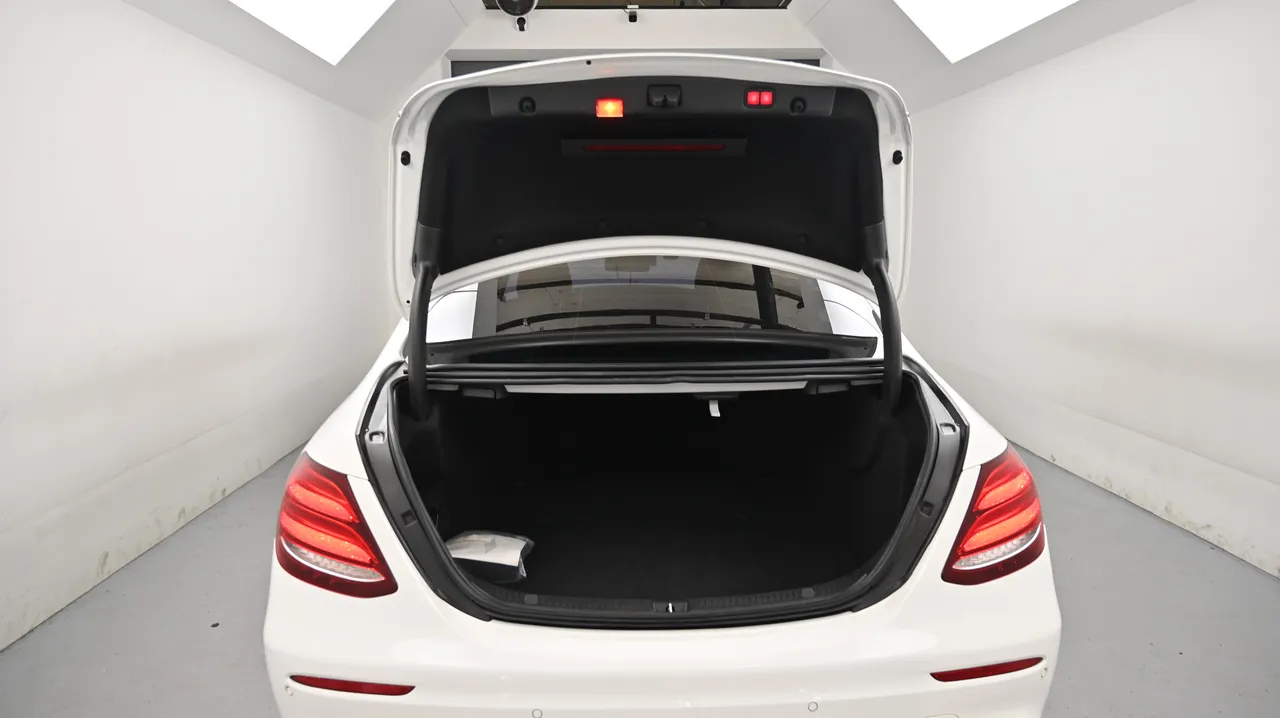 Mercedes-Benz E-klasse — miniaturë 19