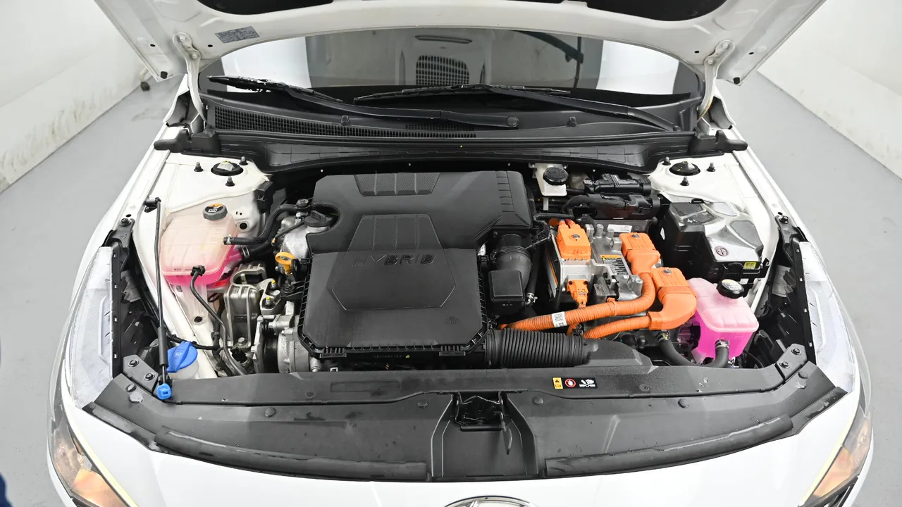 Hyundai Avante — miniaturë 6