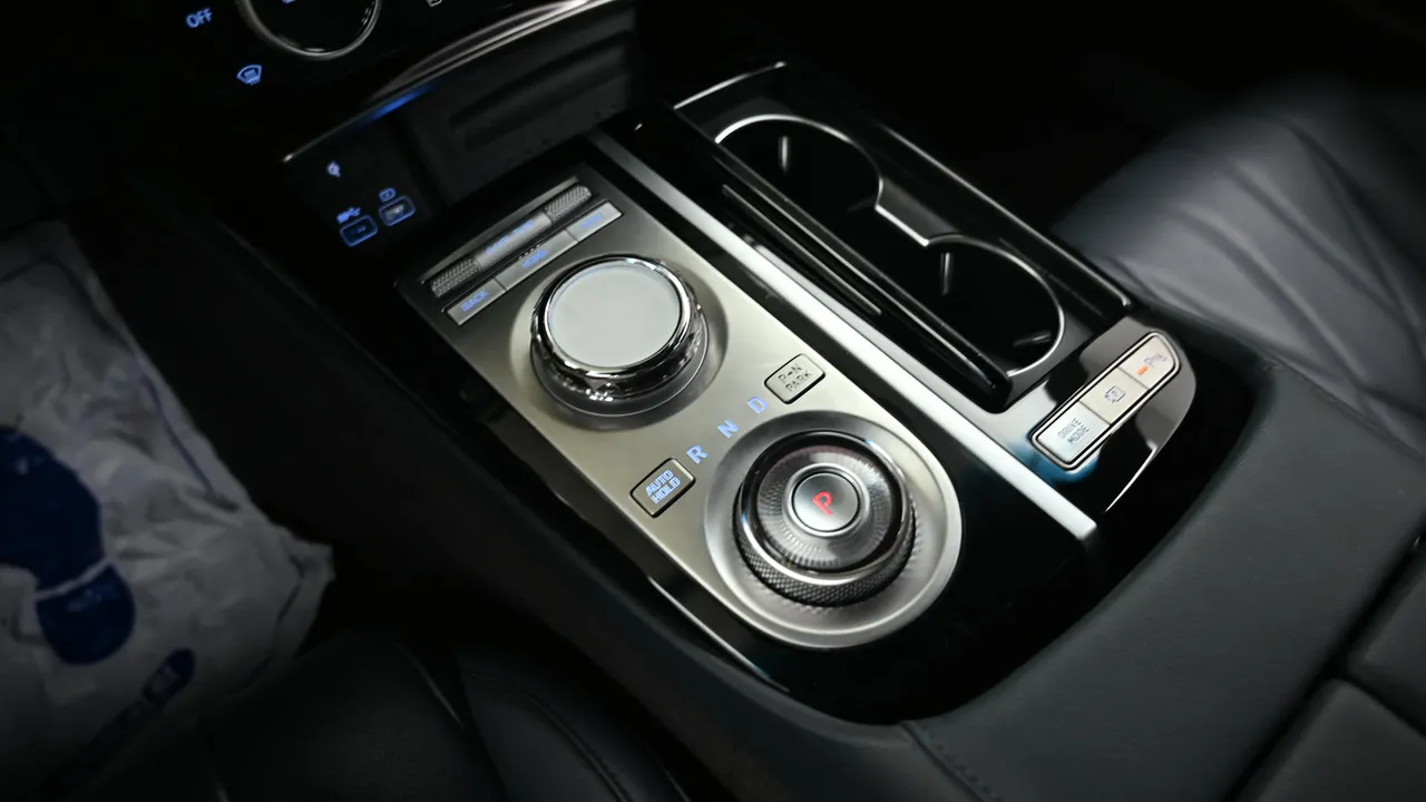 Genesis G80 — miniaturë 9