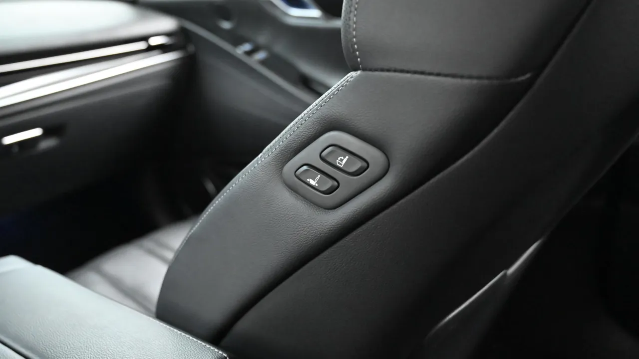 Genesis G80 — miniaturë 18