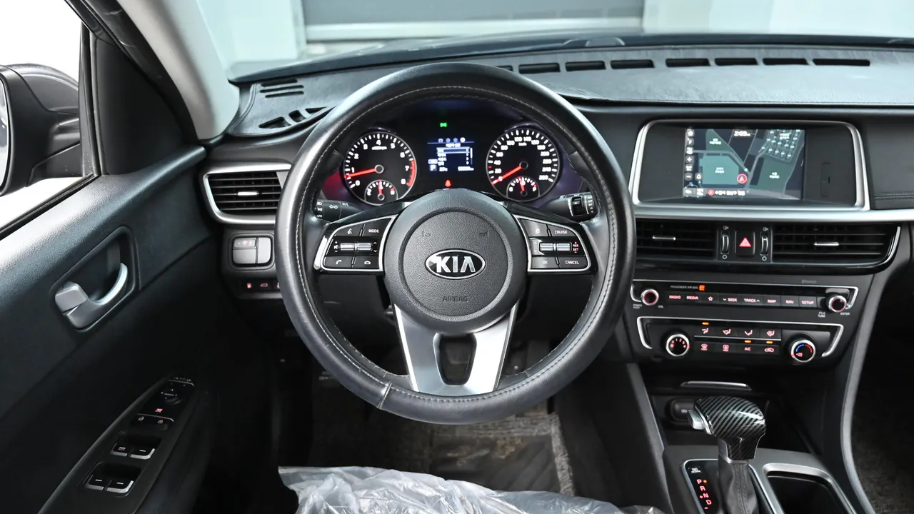 Kia K5 — miniaturë 13