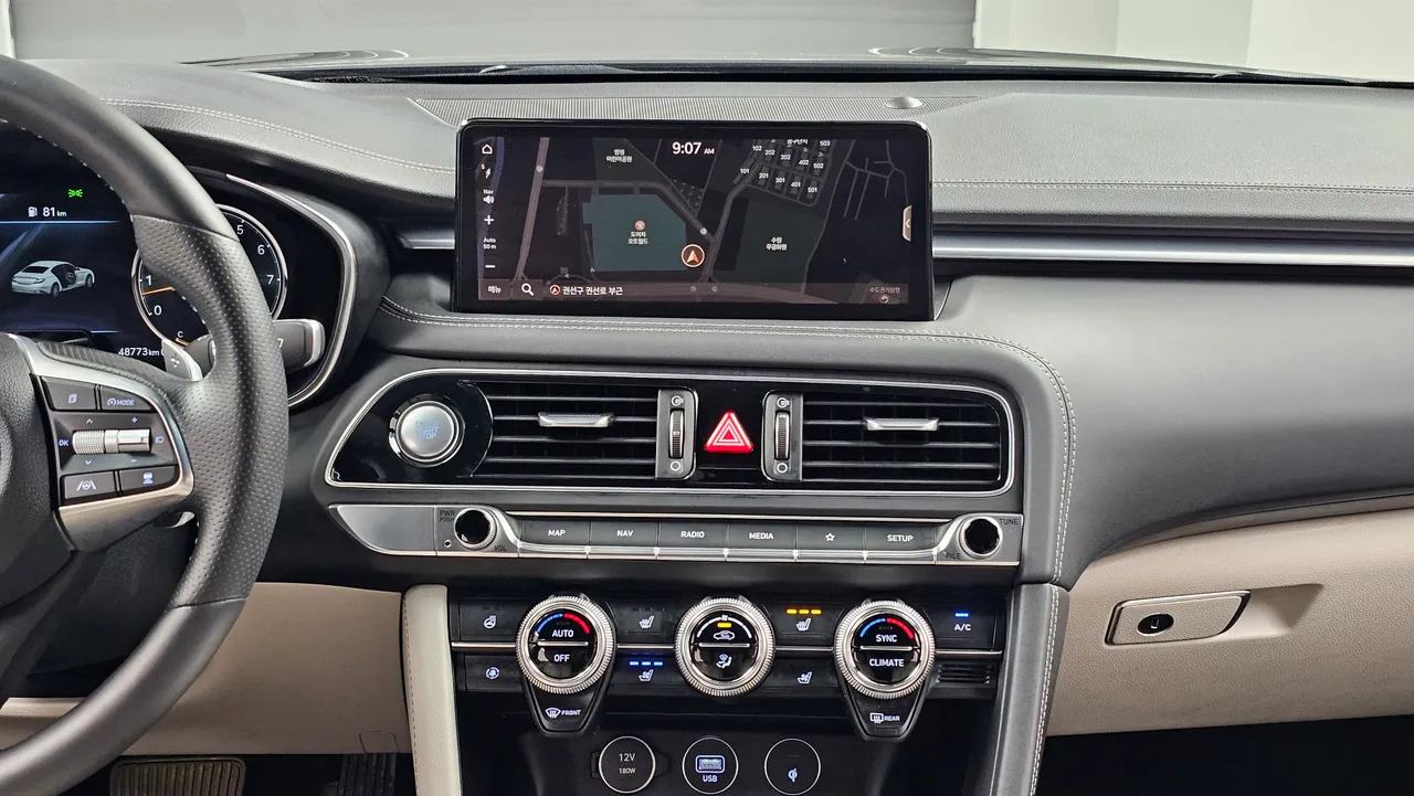 Genesis G70 — miniaturë 14