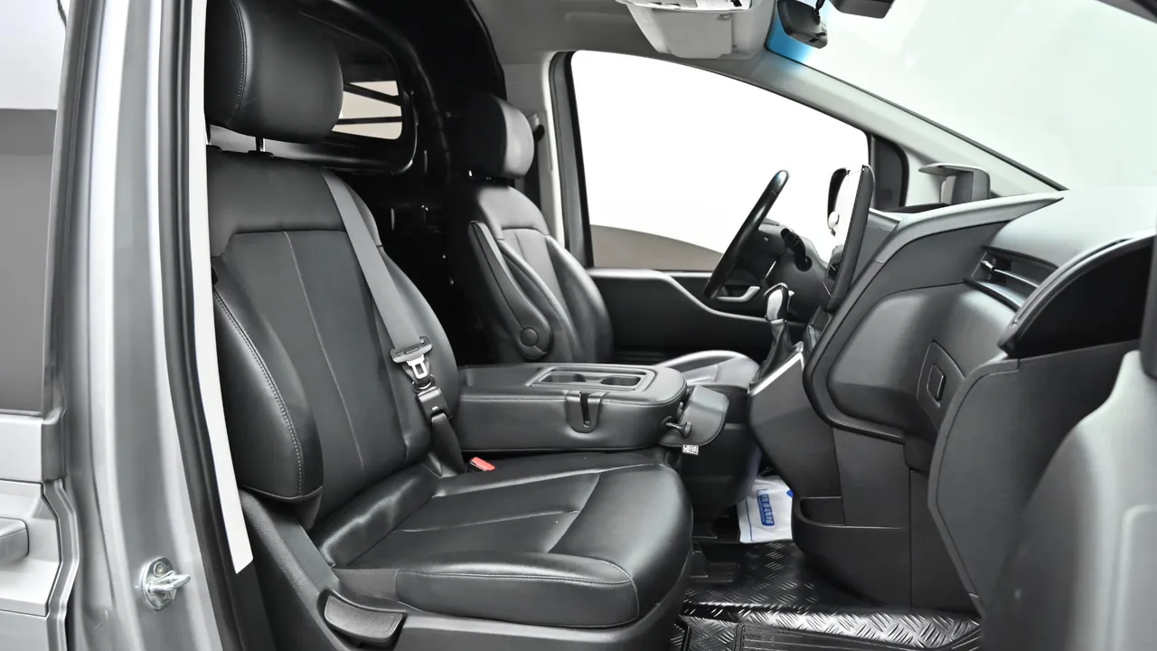 Hyundai Staria — miniaturë 10