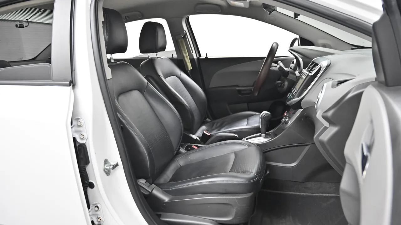 Chevrolet (GM Daewoo) The New Aveo Sedan 1.4 Turbo LS