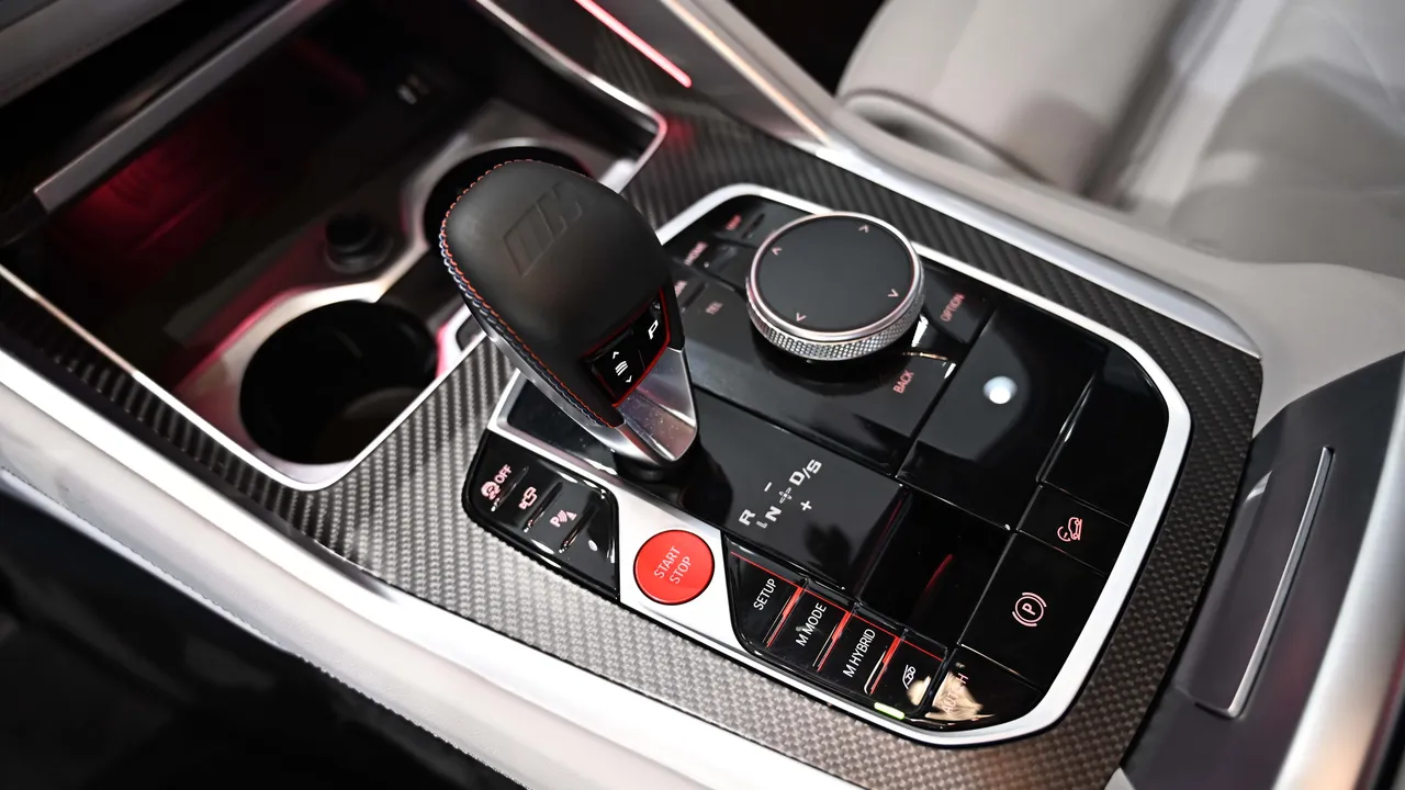 BMW XM — miniaturë 11