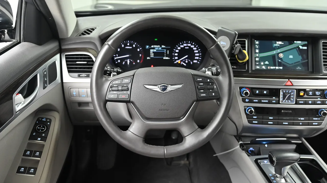 Genesis G80 — miniaturë 13