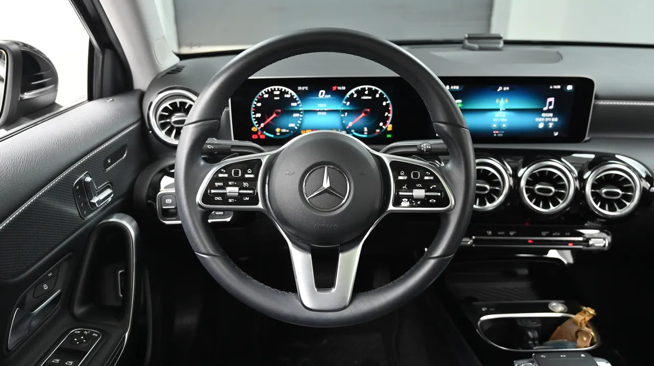 Mercedes-Benz CLA-klasse — miniaturë 13