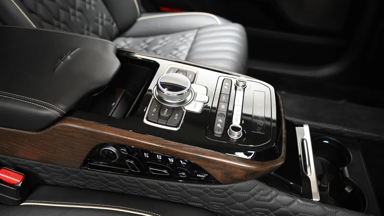 Genesis G90 — miniaturë 16