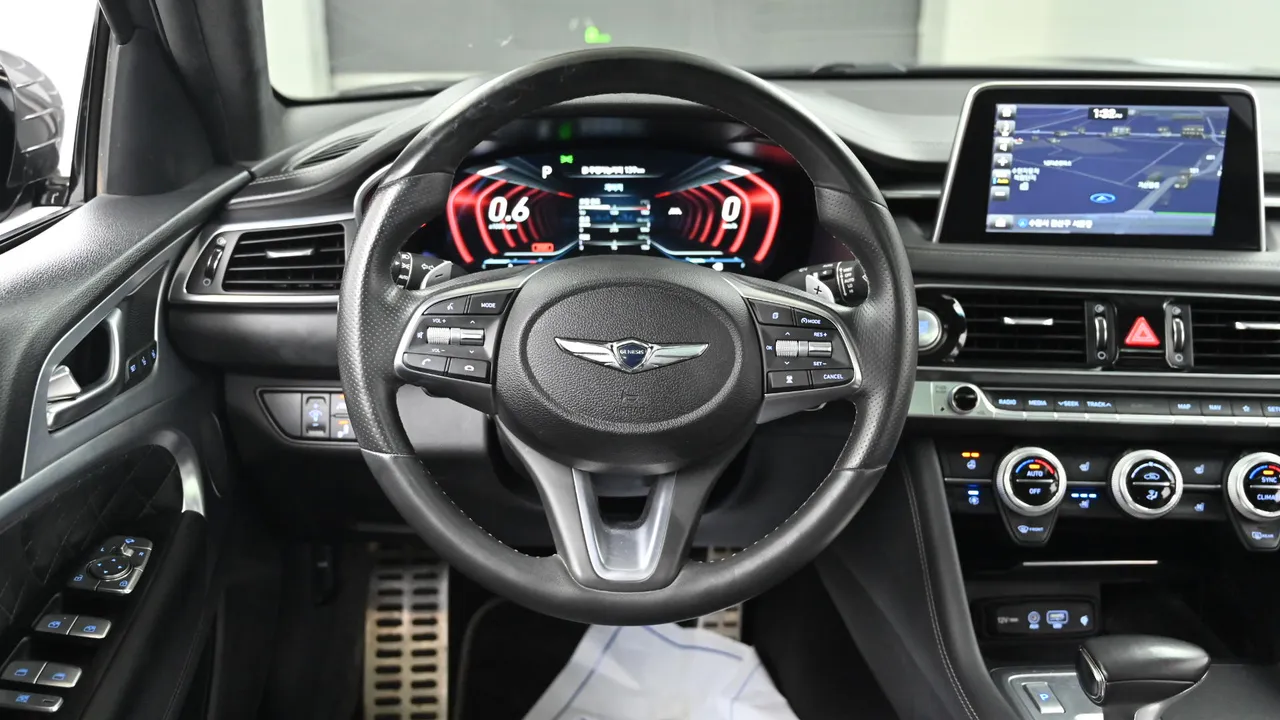 Genesis G70 — miniaturë 13