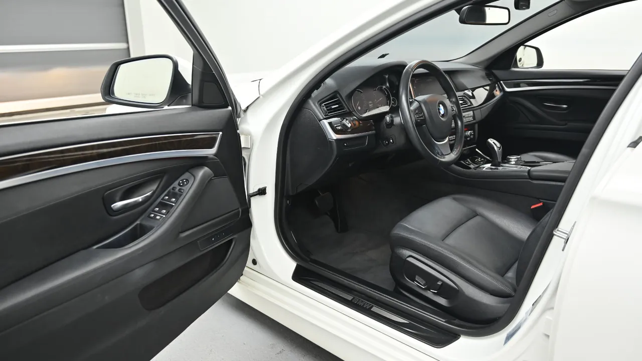 BMW 5er — miniaturë 11