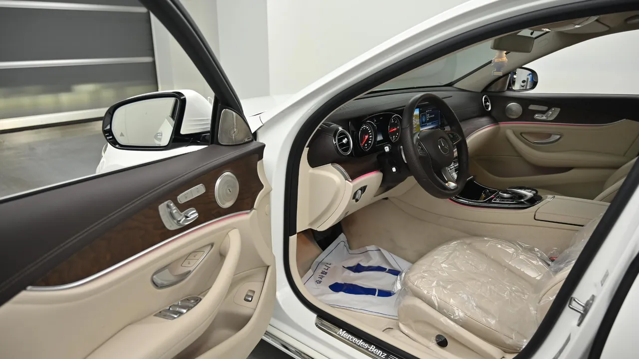 Mercedes-Benz E-klasse — miniaturë 11