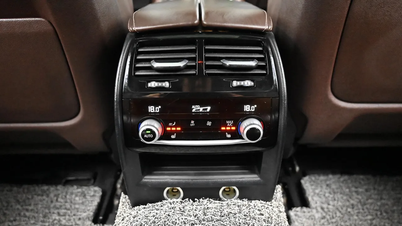 BMW 5er — miniaturë 16