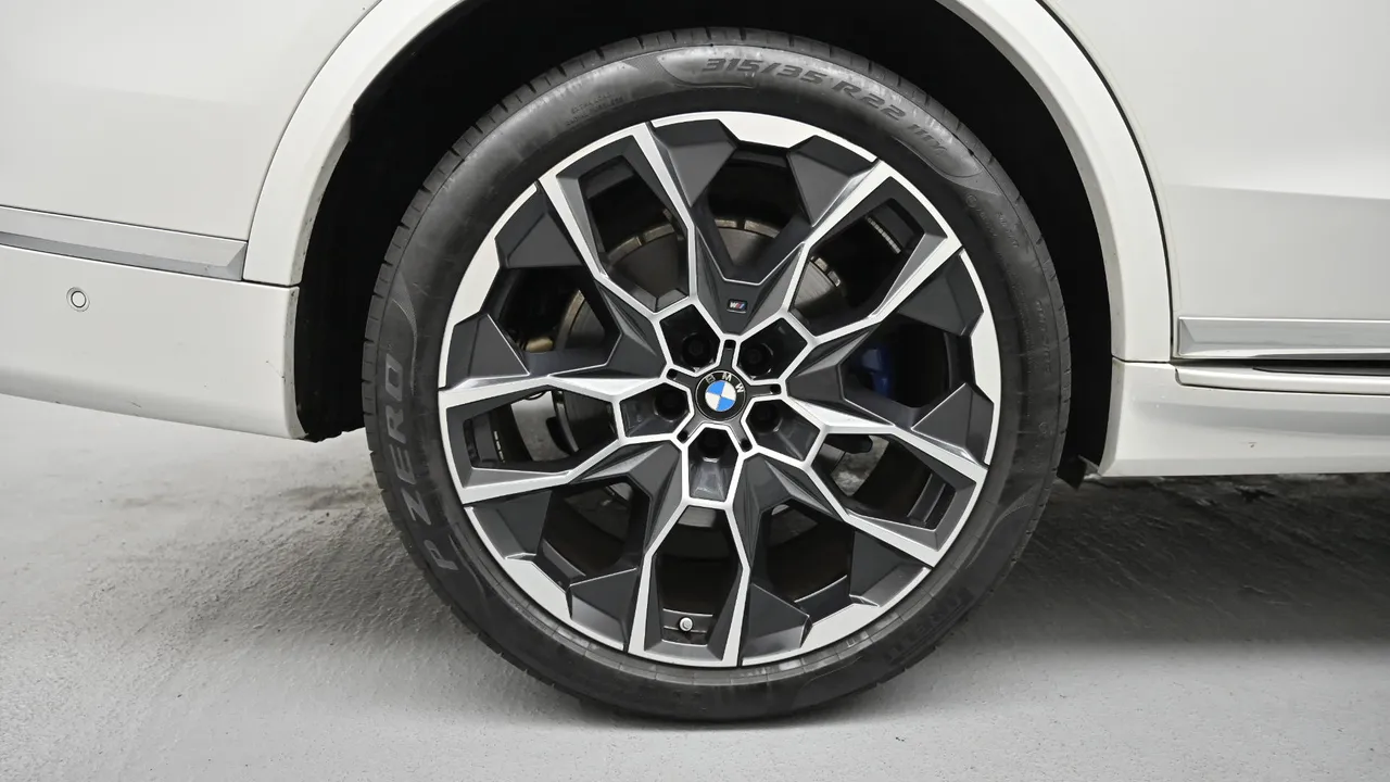 BMW X7 — miniaturë 5
