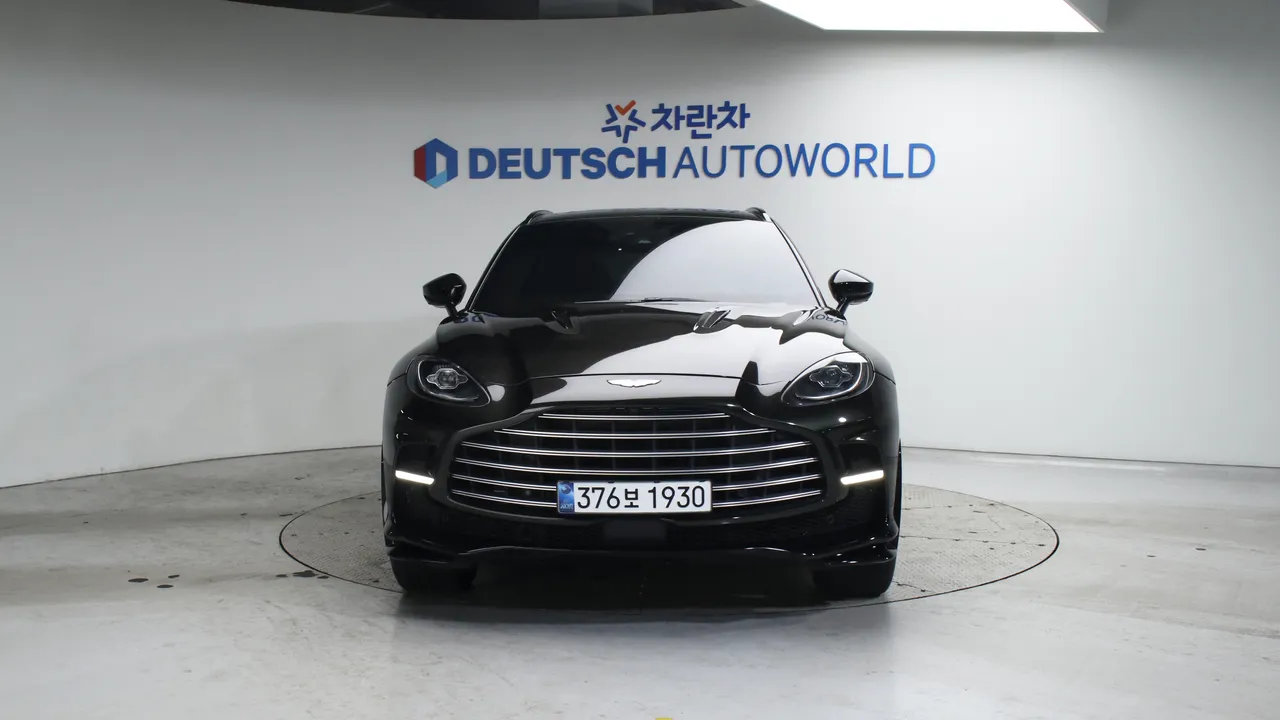 Aston Martin DBX — miniaturë 3