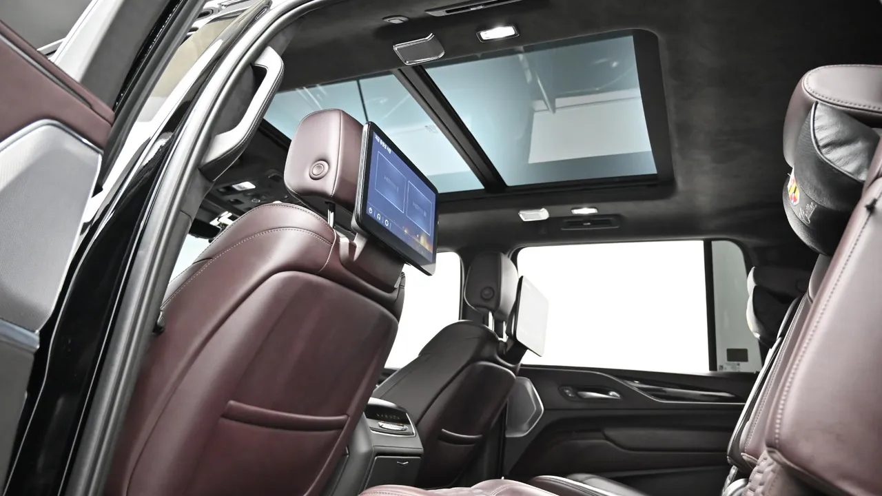 Cadillac Escalade — miniaturë 18