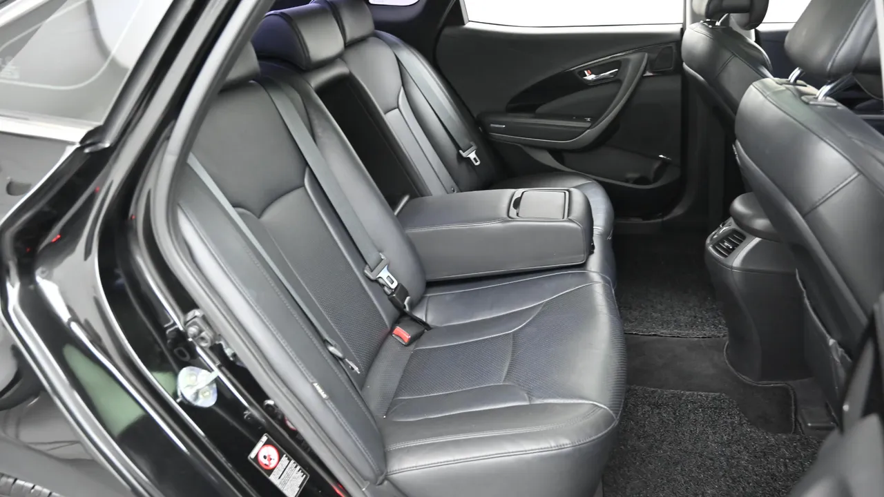 Hyundai Grandeur — miniaturë 12