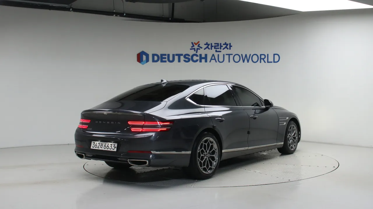 Genesis G80 — miniaturë 2