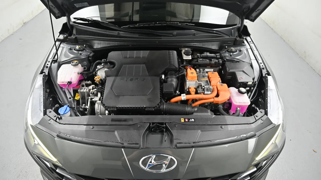 Hyundai Avante — miniaturë 6