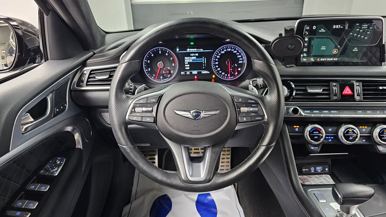 Genesis G70 — miniaturë 13