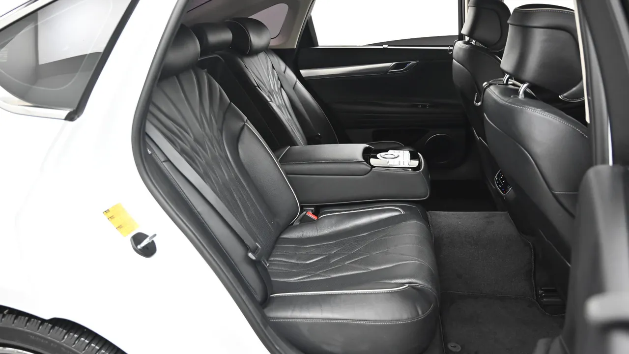 Genesis G80 — miniaturë 21