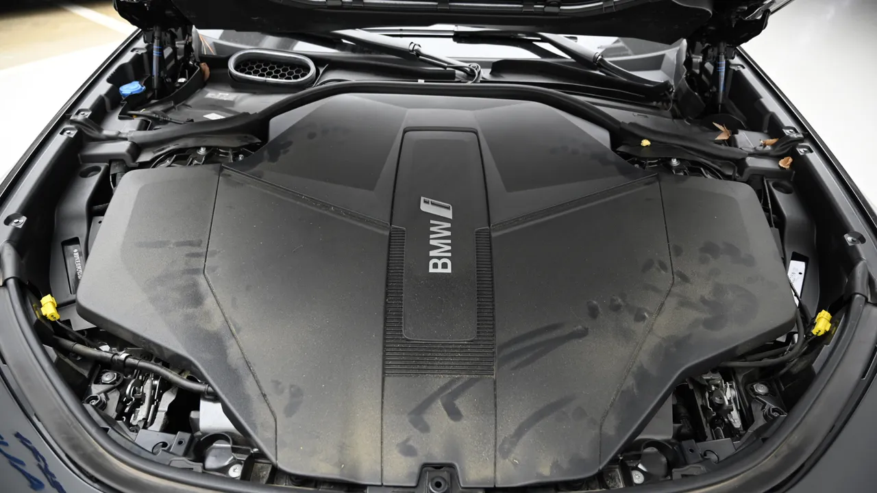 BMW i7 — miniaturë 28