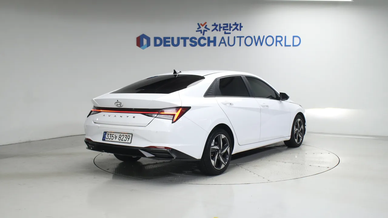 Hyundai Avante — miniaturë 2