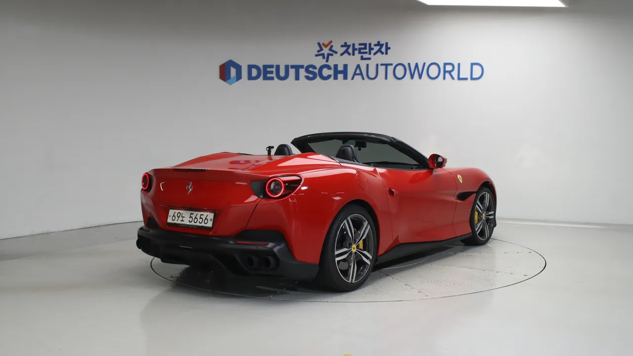 Ferrari Portofino — miniaturë 2
