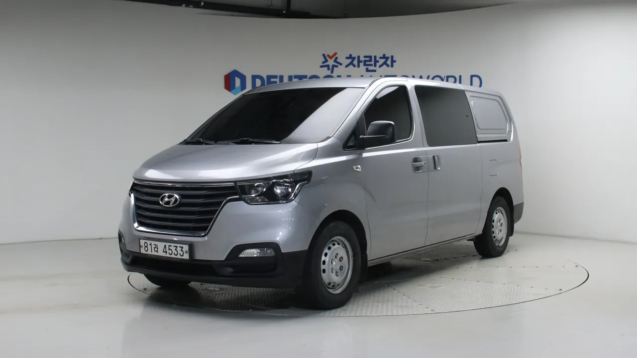 Hyundai Starex 밴 5인승 스타일 — foto 1
