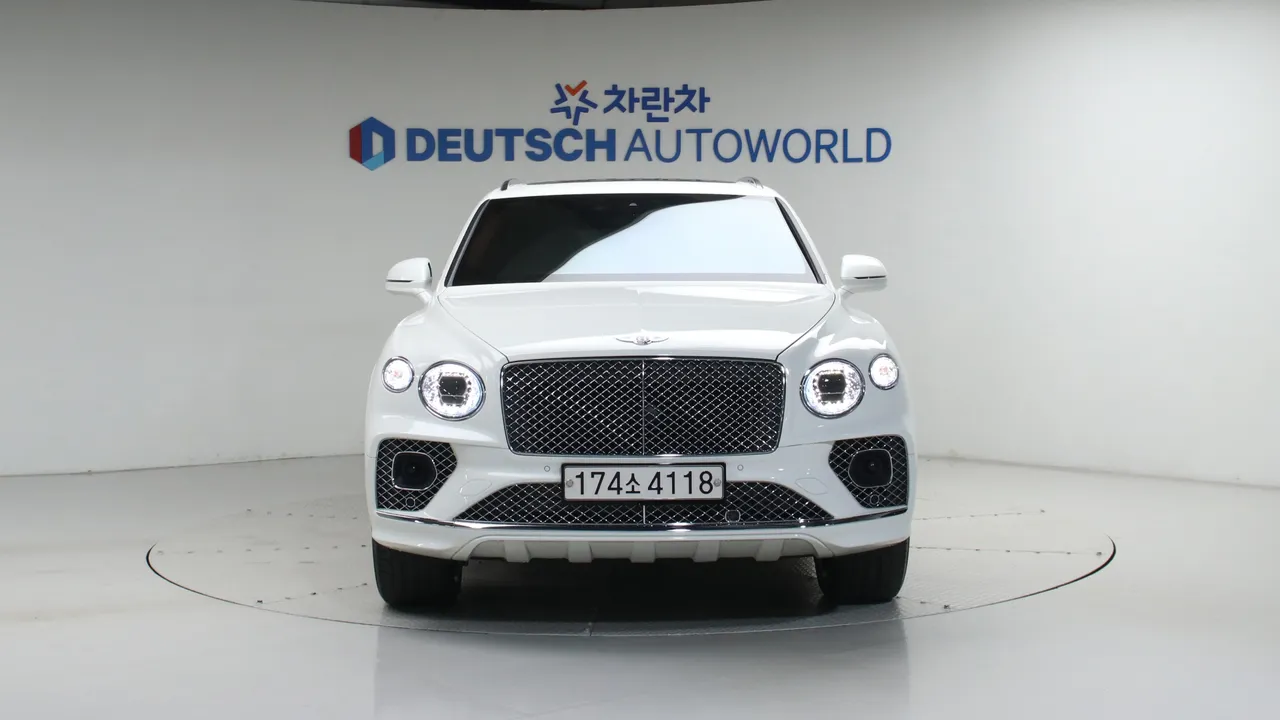 Bentley Bentayga — miniaturë 3