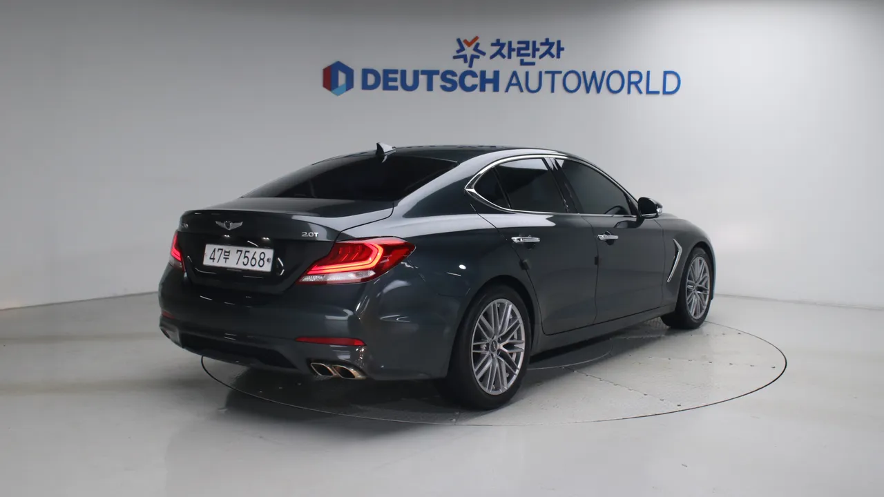 Genesis G70 — miniaturë 2