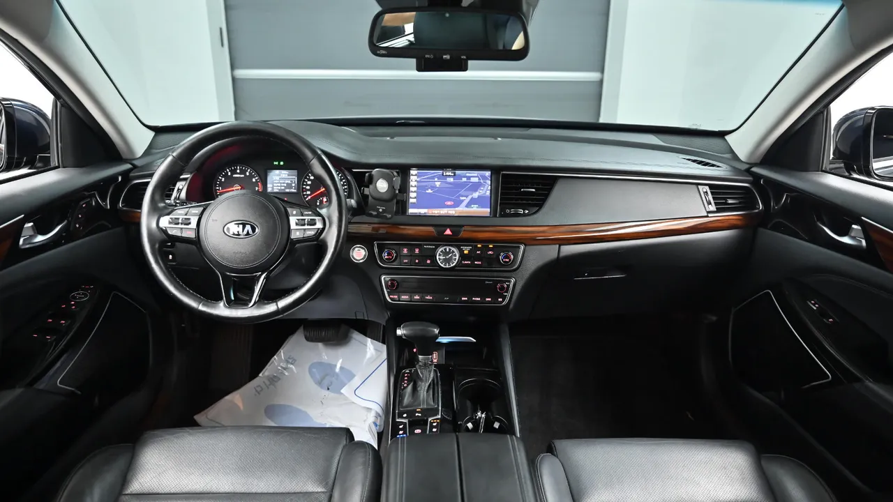 Kia K7 — miniaturë 7