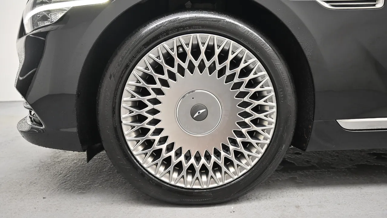 Genesis G90 — miniaturë 5