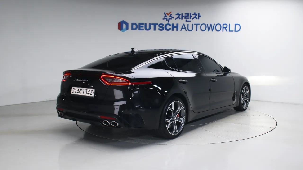 Kia Stinger — miniaturë 2